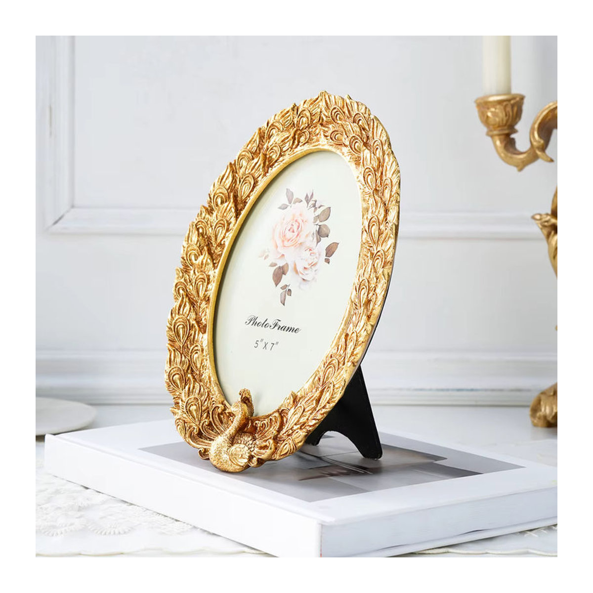 Retro Pfauenfotorahmen aus Kunstharz in Gold, ovaler Tischaufsteller mit floralem Design für deine Dekoration - Bild 3