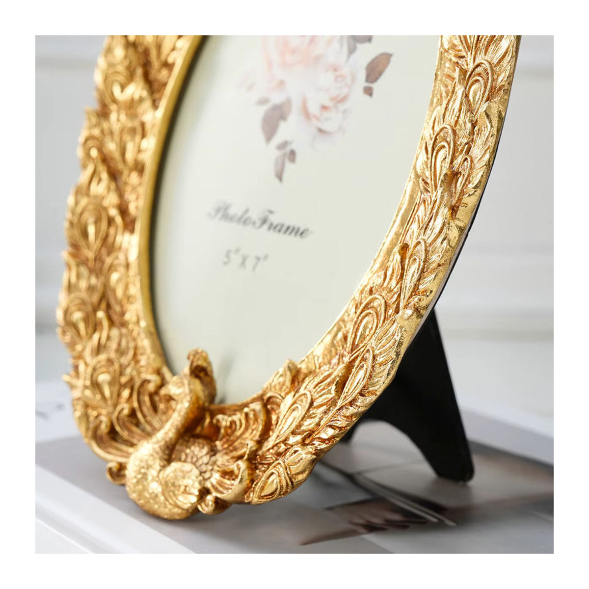 Retro Pfauenfotorahmen aus Kunstharz in Gold, ovaler Tischaufsteller mit floralem Design für deine Dekoration - Bild 4