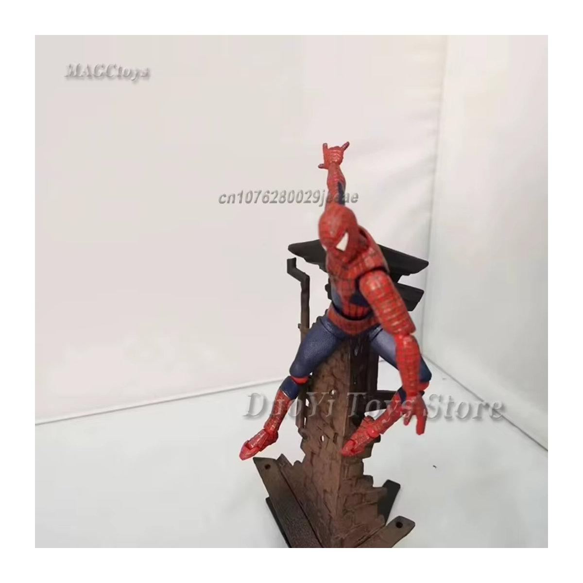 Revolte Yamaguchi Nr. 039 Spiderman weit weg von zu Hause Actionfigur aus Kunststoff, mehrfarbig - Bild 5