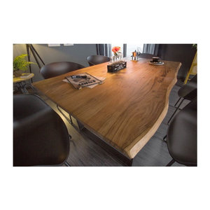 Riess-Ambiente Esstisch aus Massivholz Akazie in Braun im Industrial Design mit Baumkante und Stahlgestell, Breite: 160 cm