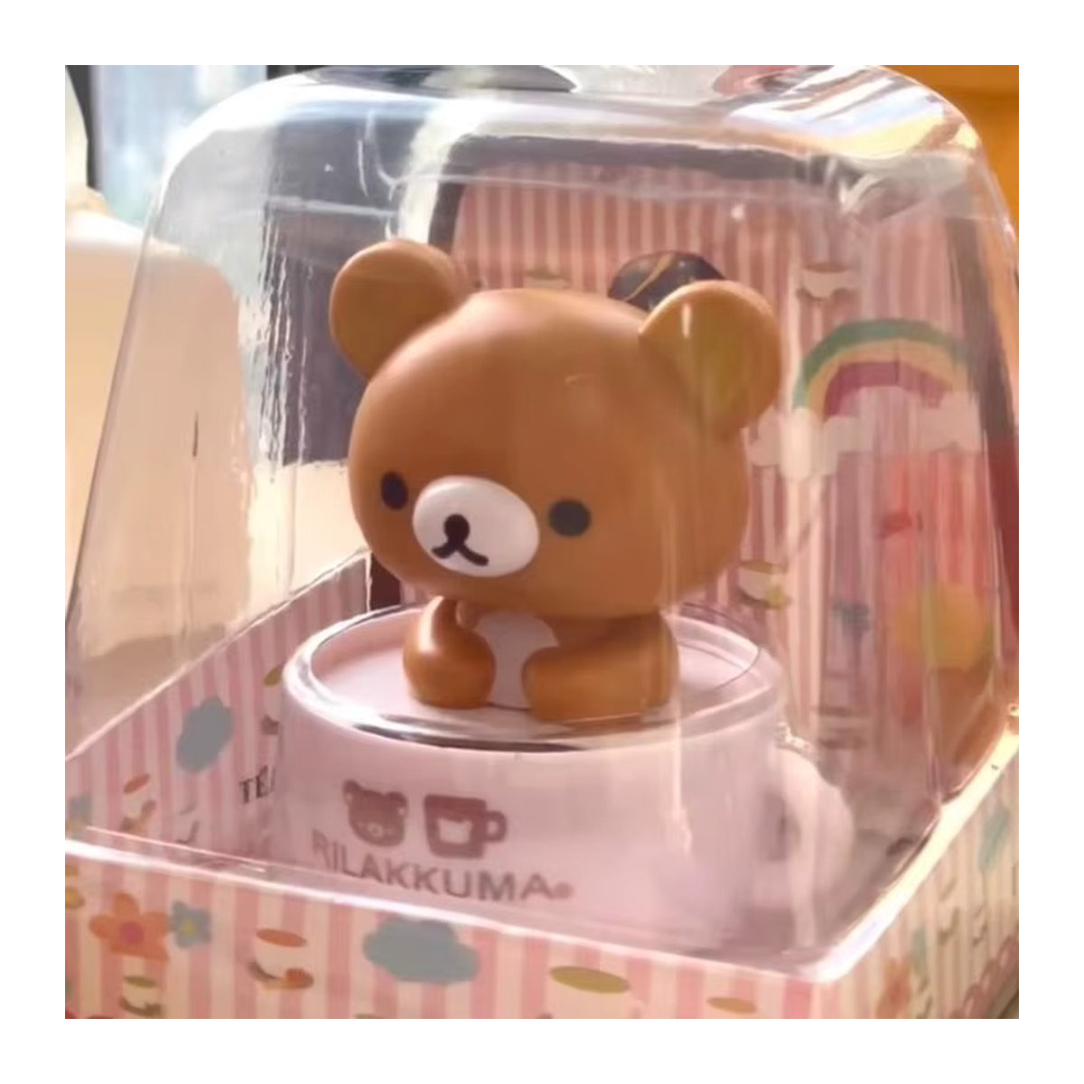 Rilakkuma Solarbecher mit wackelndem Bären als kreative Auto-Dekoration in Beige und Braun - Bild 2