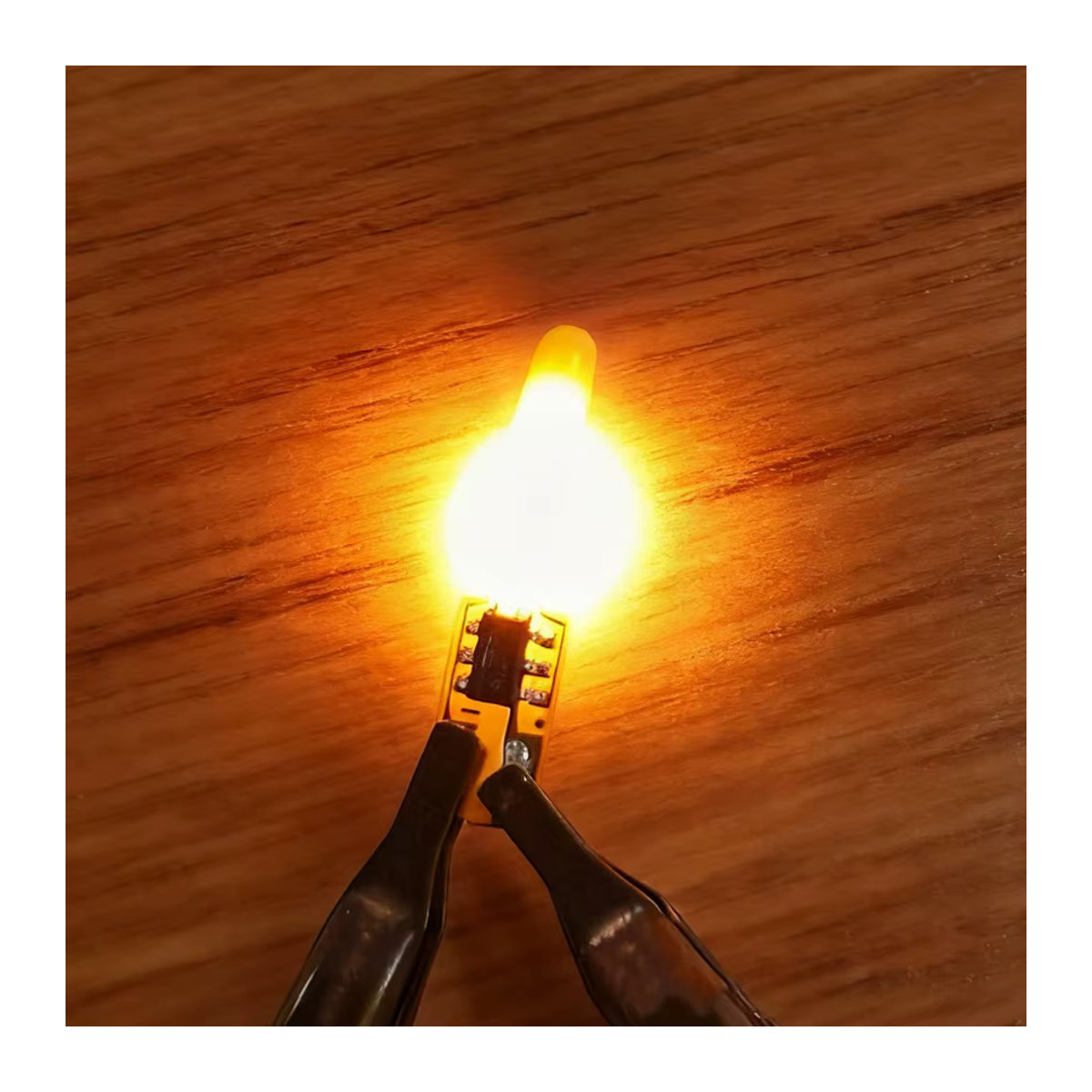 RnnTuu LED Filament Glühbirne Retro Edison-Stil Warmweiß Gelb 1800K COB Diode für Party und Dekoration - Bild 3