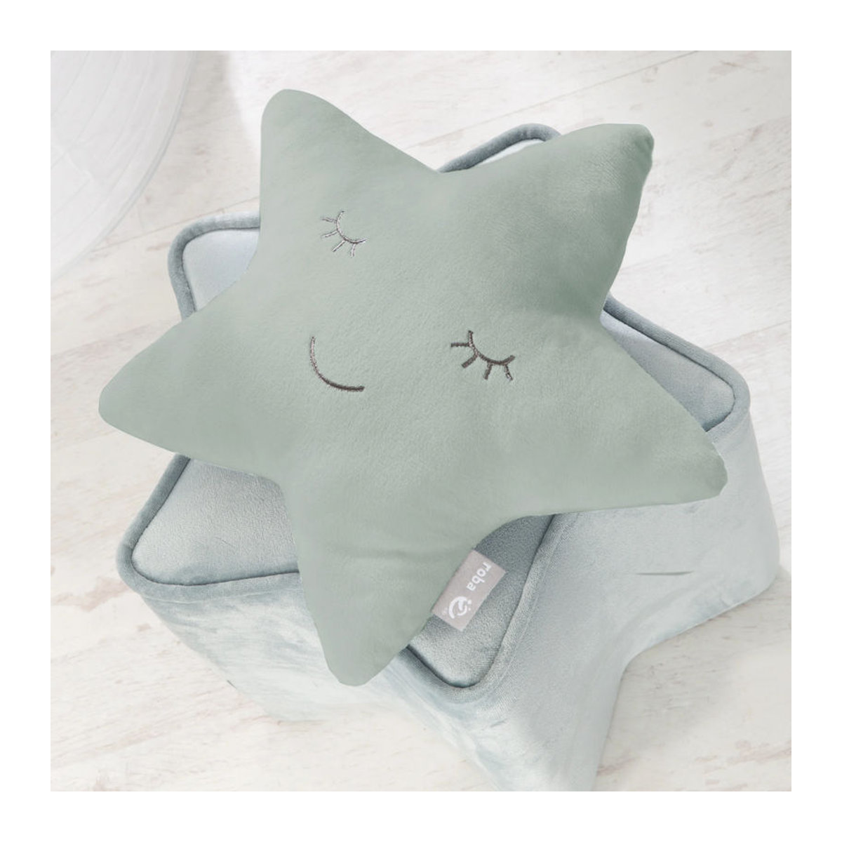 Roba Kuschel- und Dekokissen im Design Frosty Green mit Stern-Motiv - Bild 3