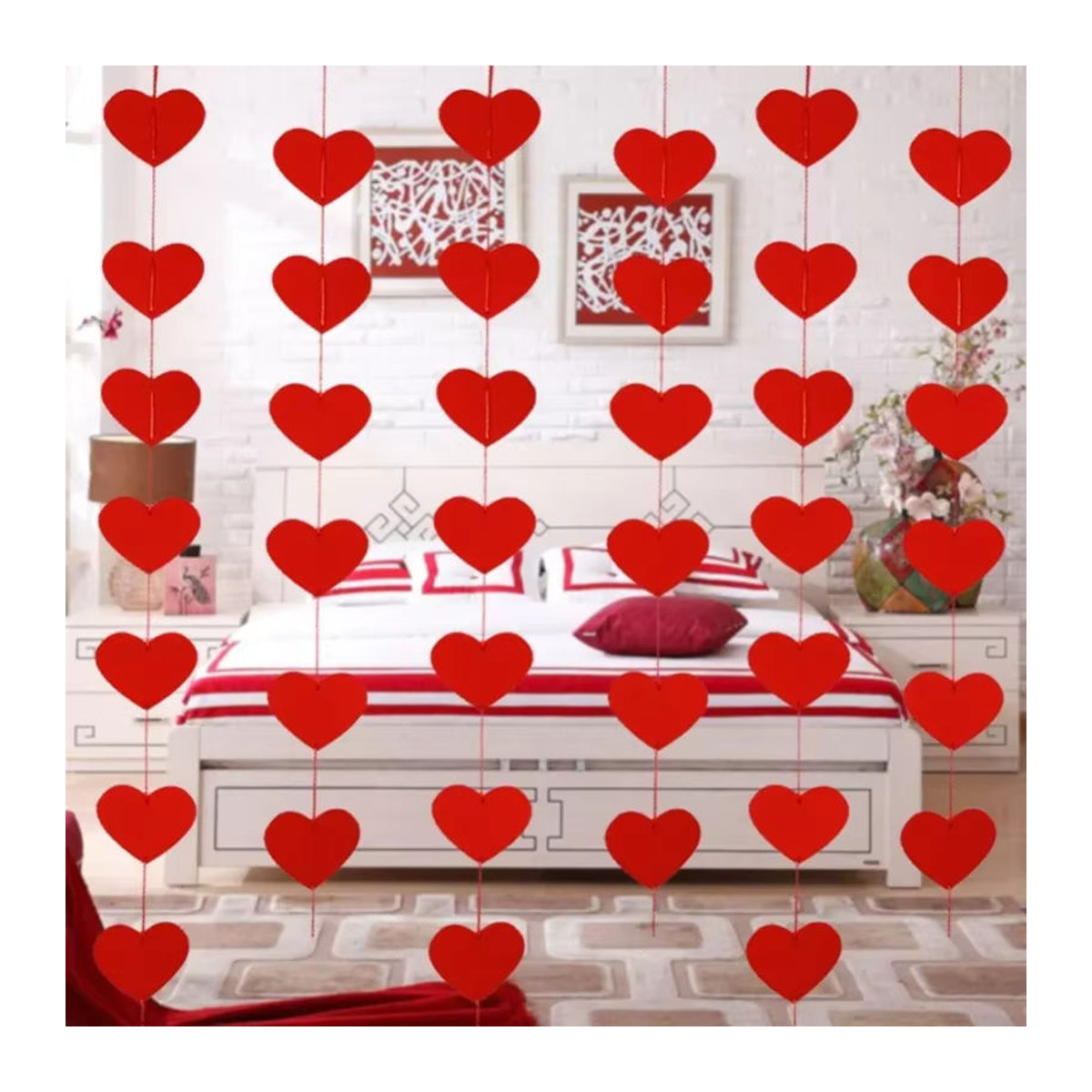 Rote Herz-Filzgarnlande als hängende Dekoration für Valentinstag und Geburtstag - Bild 4