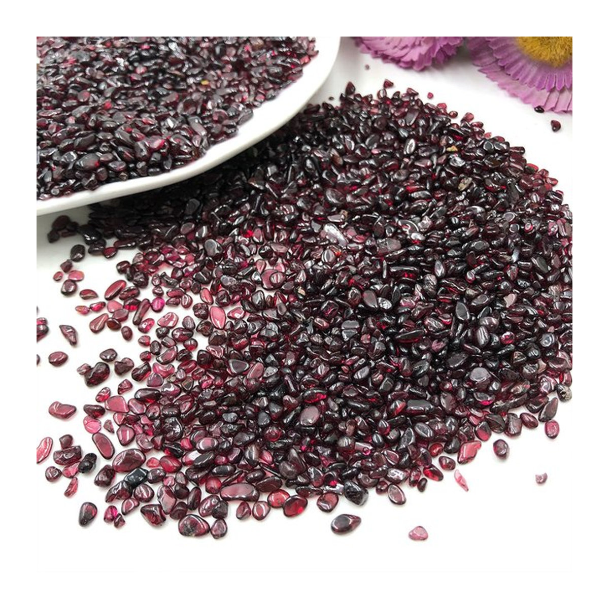 Roter Granat Kristallstein als Chip Kies für Chakra und Dekoration, 100 g - Bild 1