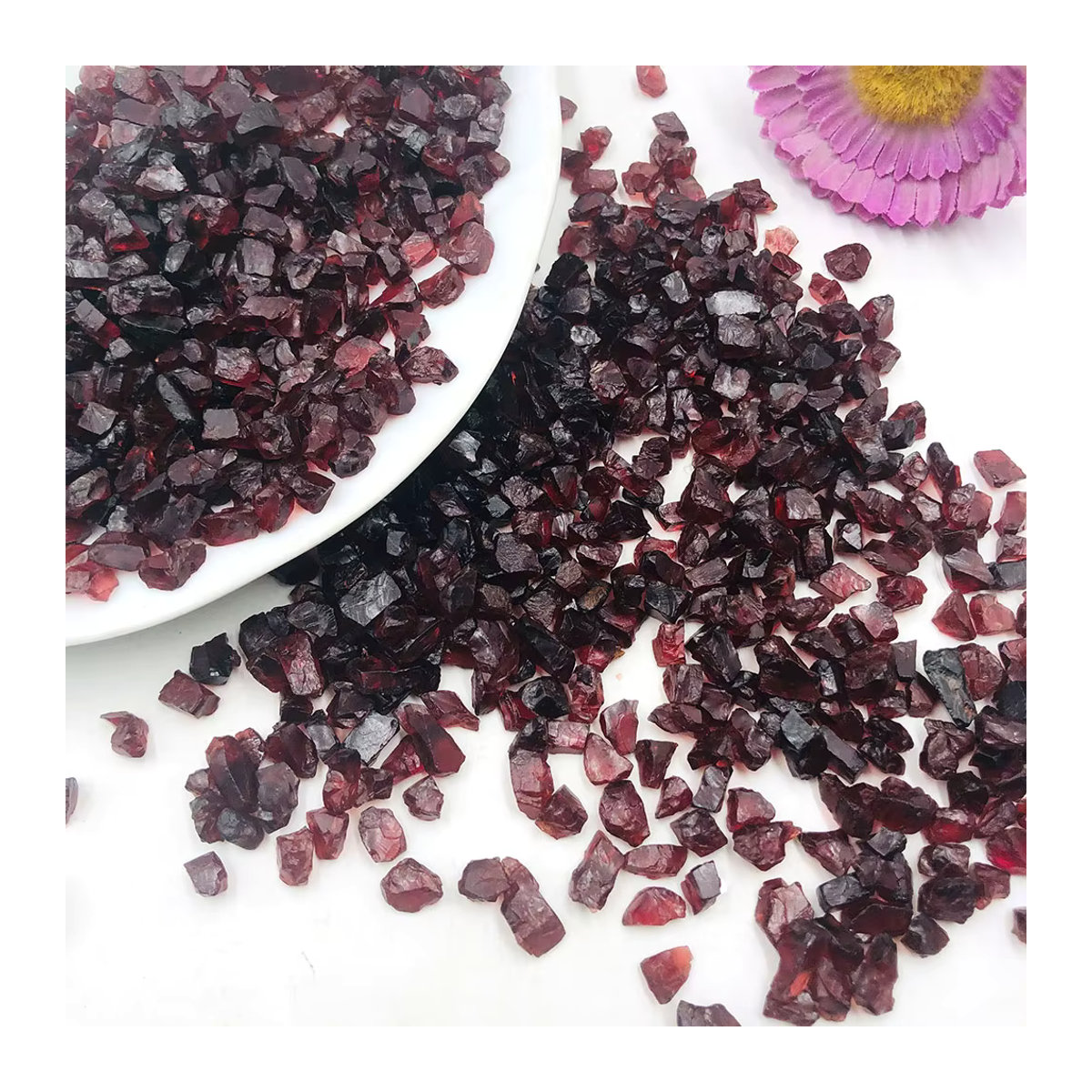 Roter Granatsplitter als Naturstein für Meditation und Reiki, unregelmäßige Kristallsteine zur Chakra-Energiearbeit - Bild 4