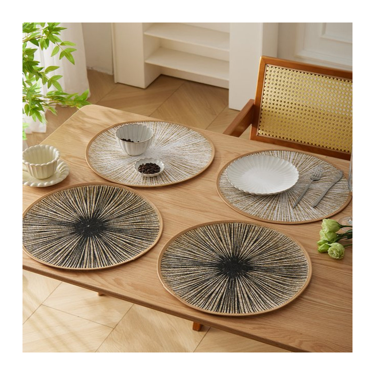 Runde Makramee-Tischsets aus Jute in Beige und Weiß, Durchmesser: 38,1 cm - Bild 1