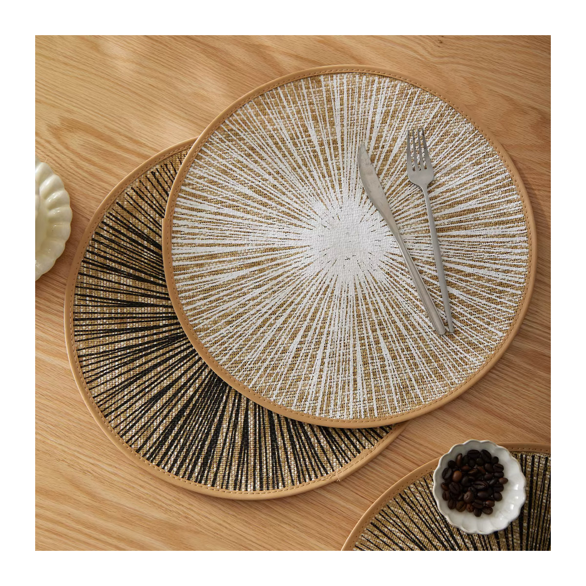 Runde Makramee-Tischsets aus Jute in Beige und Weiß, Durchmesser: 38,1 cm - Bild 2