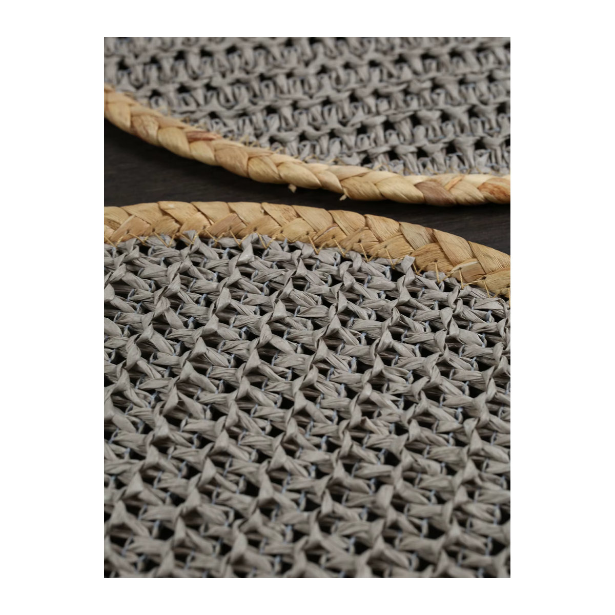 Runde Tischsets aus Papier und Textil in Grau für Hochzeiten und Feiern, Durchmesser: 33,02 cm - Bild 5