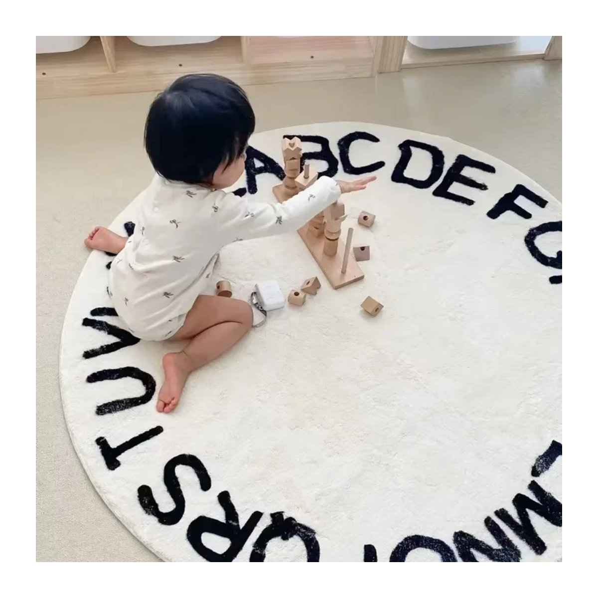 Runder DHDH Teppich in Weiß, waschbare und rutschfeste Baby-Spielmatte mit weichem Druck für deine Raumdekoration - Bild 2