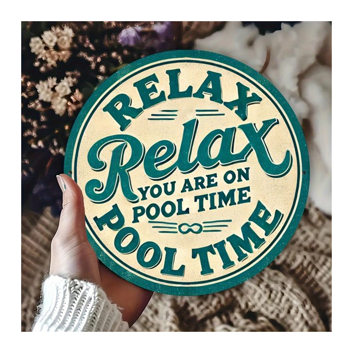Rundes Aluminiumschild Potdemiel Relax You Are on Pool Time in Mehrfarbig für Wandmontage - Bild 1