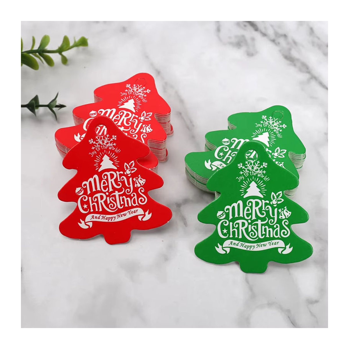 Runtow 100 Stück Weihnachtsbaum Anhänger aus Papier mit Frohe Weihnachten Schriftzug in Mehrfarbig als Hängeornament und Geschenkanhänger - Bild 2