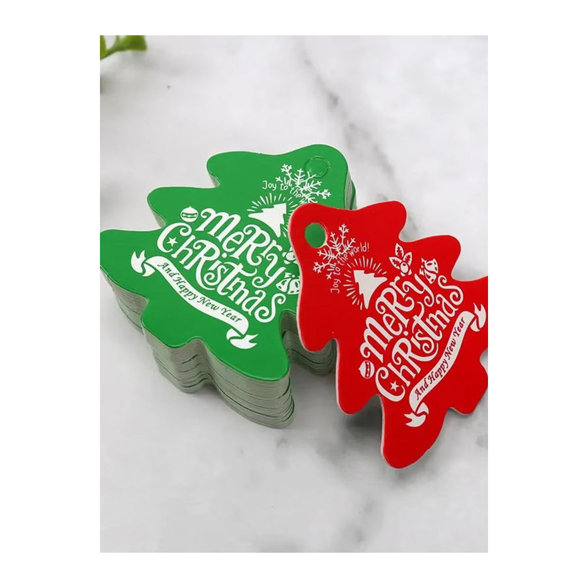 Runtow 100 Stück Weihnachtsbaum Anhänger aus Papier mit Frohe Weihnachten Schriftzug in Mehrfarbig als Hängeornament und Geschenkanhänger - Bild 7