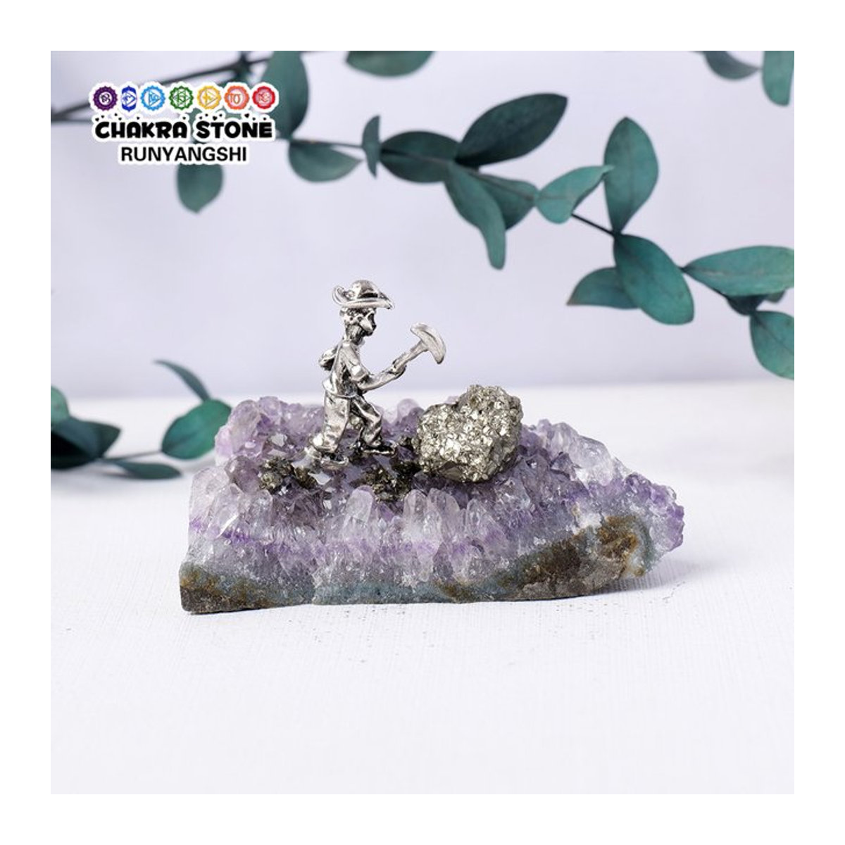 Runyangshi Amethyst Cluster mit Chalkopyrit als natürlicher Kristallstein in Lila zur Tischdekoration - Bild 1