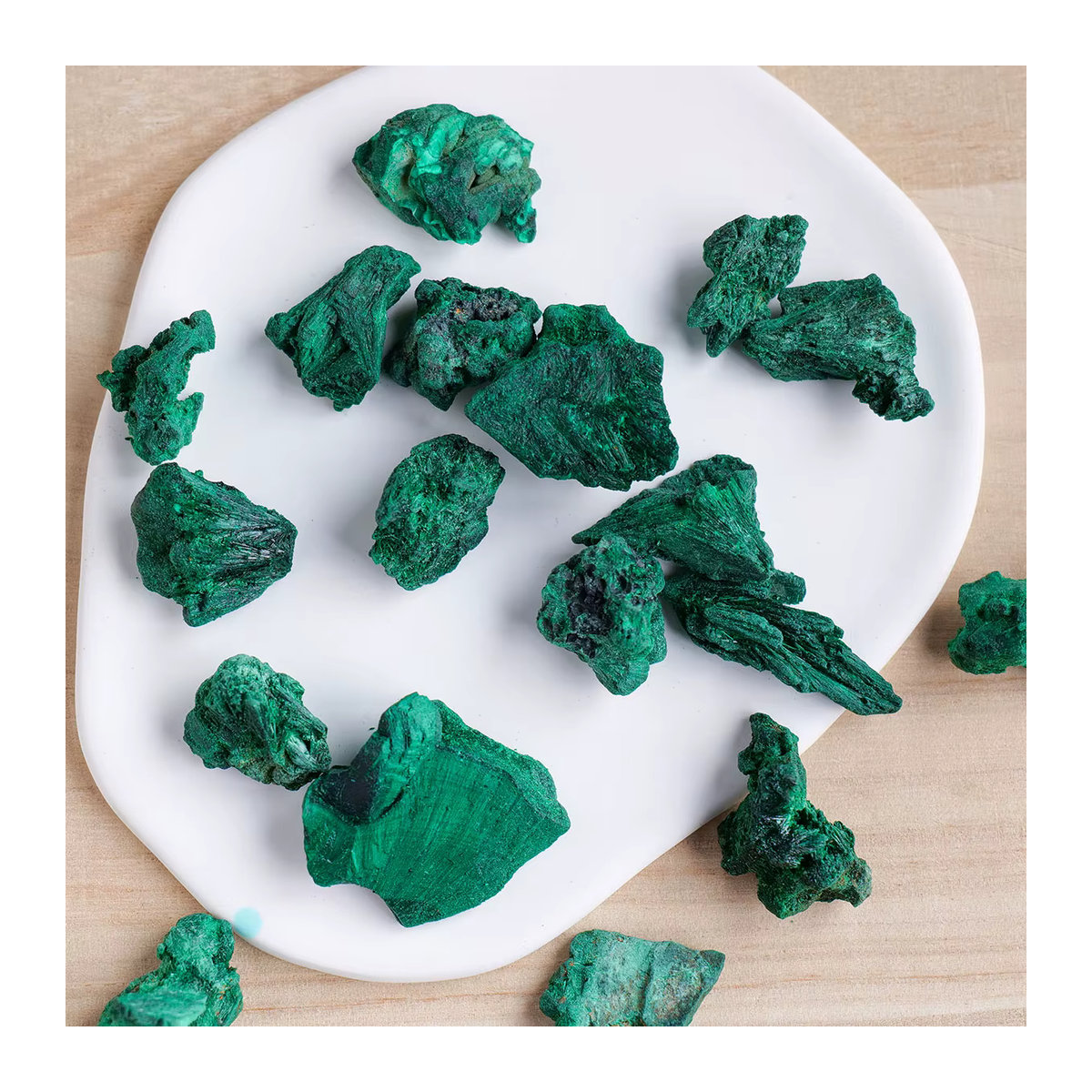 Runyangshi Malachit Rohstein in Grün, Natürliche Kristall Mineralien Probe für Dekoration und DIY, 50 g - Bild 4