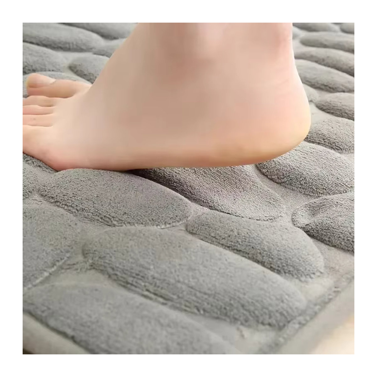 Rutschfeste und absorbierende Badezimmer-Badematte aus Memory-Schaum mit Kopfsteinpflaster-Prägung, B/B/H: 60 x 40 cm, in Grau oder Blau - Bild 3