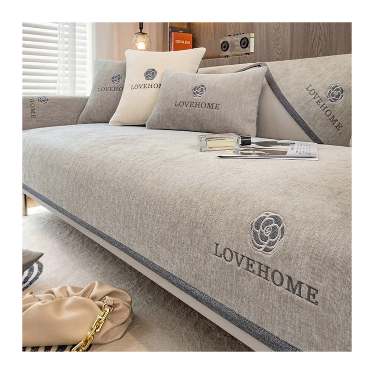 Rutschfester Luxus-Leder-Sofabezug von Your Warm Home in Grau, B/H: 110 x 210 cm - Bild 1