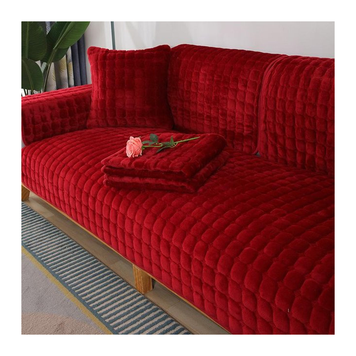Rutschfester Plüsch-Sofabezug von XiaoyuDD in Rot, weiches Sofakissen als Schonbezug für dein Wohnzimmer, B/B: 110 x 180 cm - Bild 1
