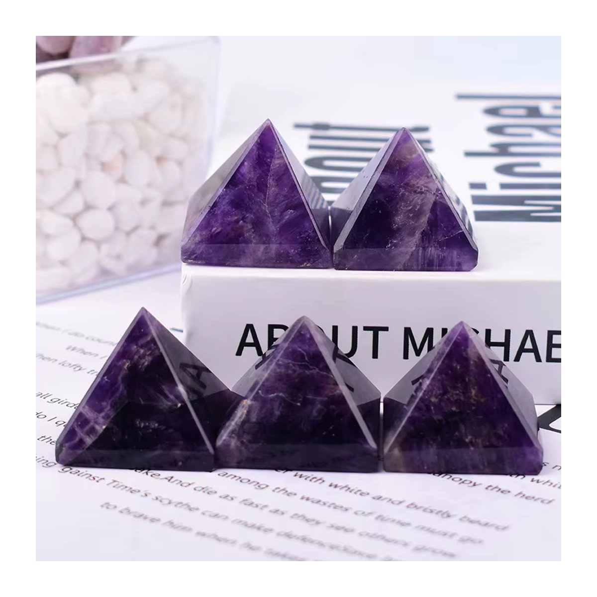 RYCRYSTAL Amethyst Kristallpyramide in Lila als polierter Heilstein für Reiki und Meditation - Bild 6