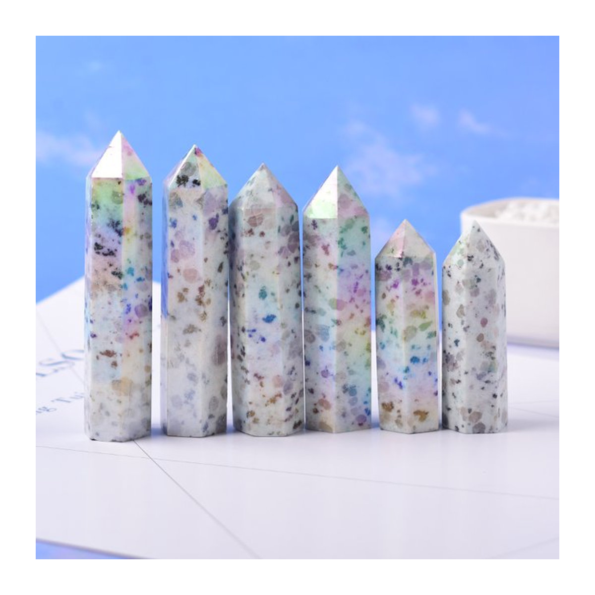 RYCRYSTAL Aura Kiwi Jaspis Kristallpunkt Polierter Heilstein in Mehrfarbig für Meditation und Reiki - Bild 1