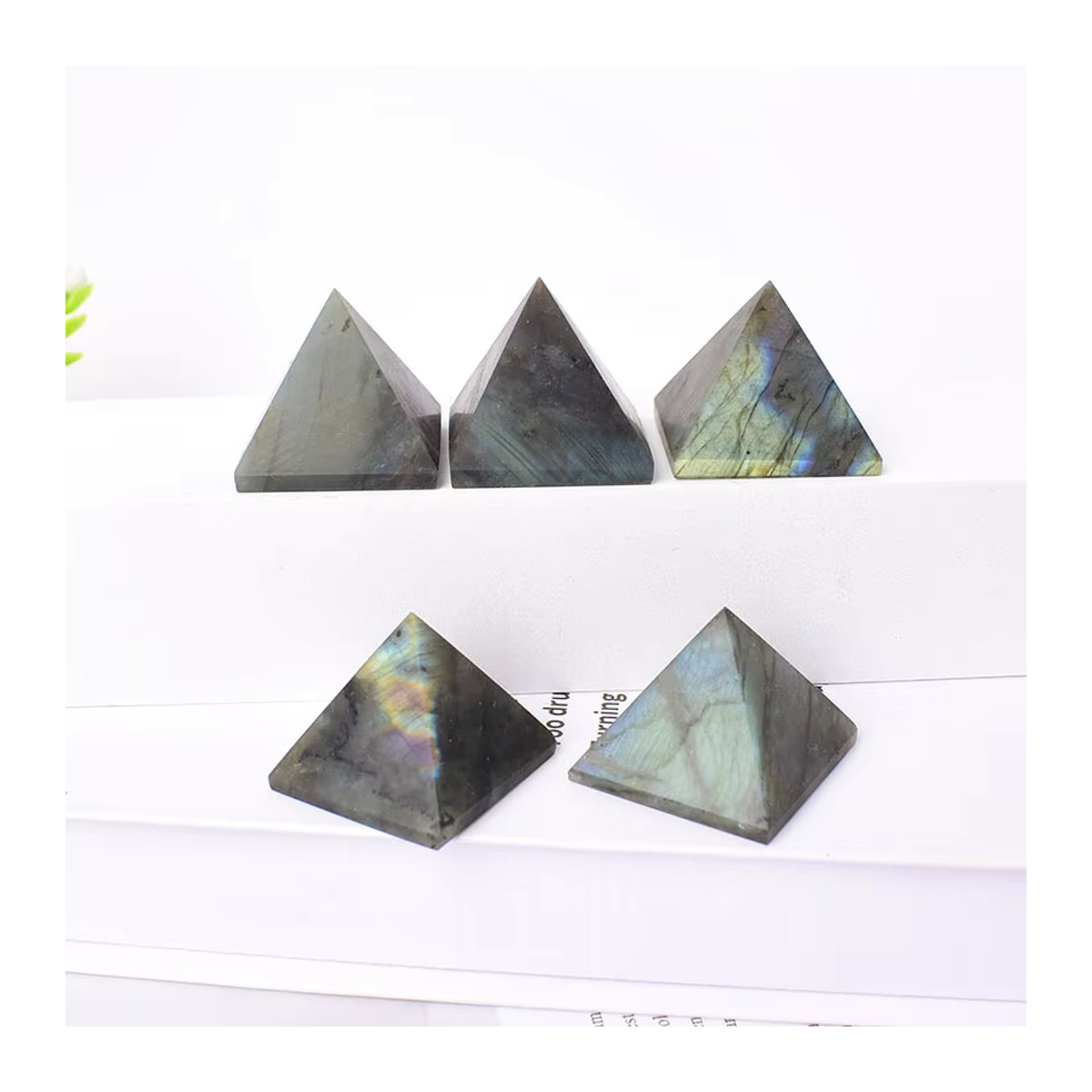 RYCRYSTAL Labradorit Pyramide aus natürlichem Kristall in mehrfarbig, geometrische Heilstein Dekoration für Meditation und Reiki - Bild 5