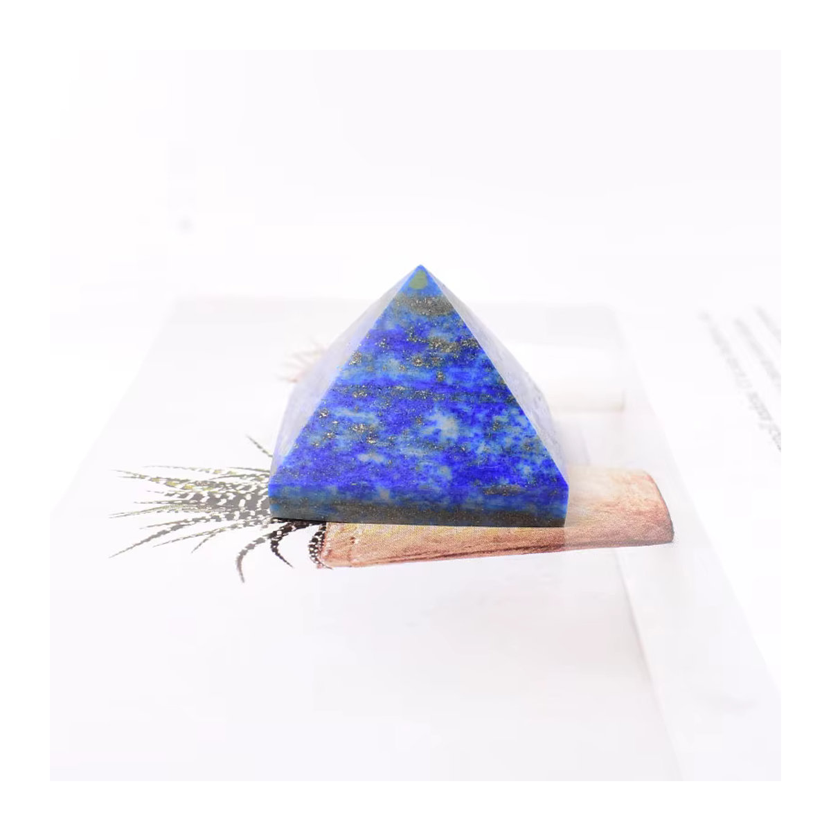 RYCRYSTAL Lapislazuli Pyramide aus blauem Naturstein als polierter Heilstein für Meditation und Reiki - Bild 2
