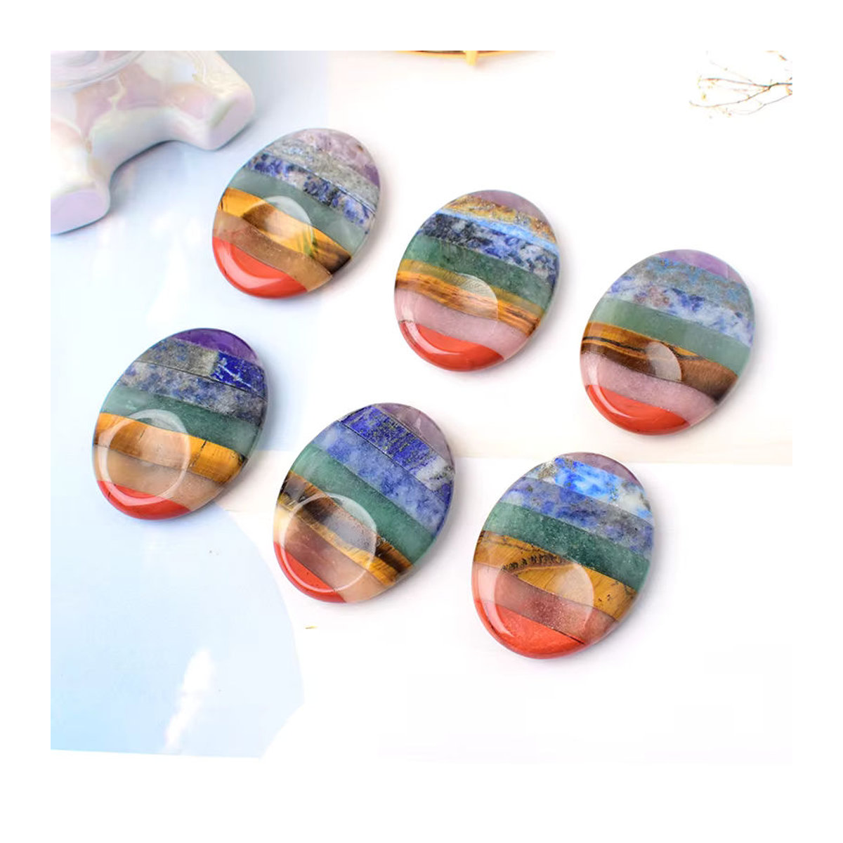 RYCRYSTAL Natürlicher Edelstein als polierter Heilstein für Daumenmassage und Chakra-Therapie, mehrfarbig gestreift, oval - Bild 3