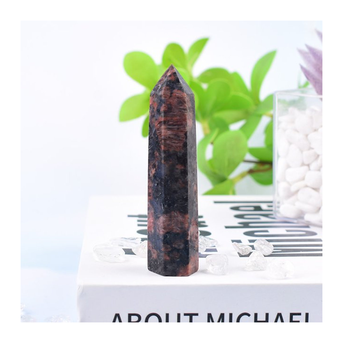 RYCRYSTAL Roter Labradorit Kristall Obelisk als geometrisches Meditationsobernement in Rot und Mehrfarbig, Größe 50-80 mm - Bild 1
