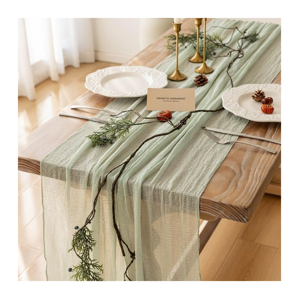 Salbeigrüner Käsetuch-Tischläufer aus Gaze im rustikalen Boho-Stil für deine Heimdekoration - Bild 1