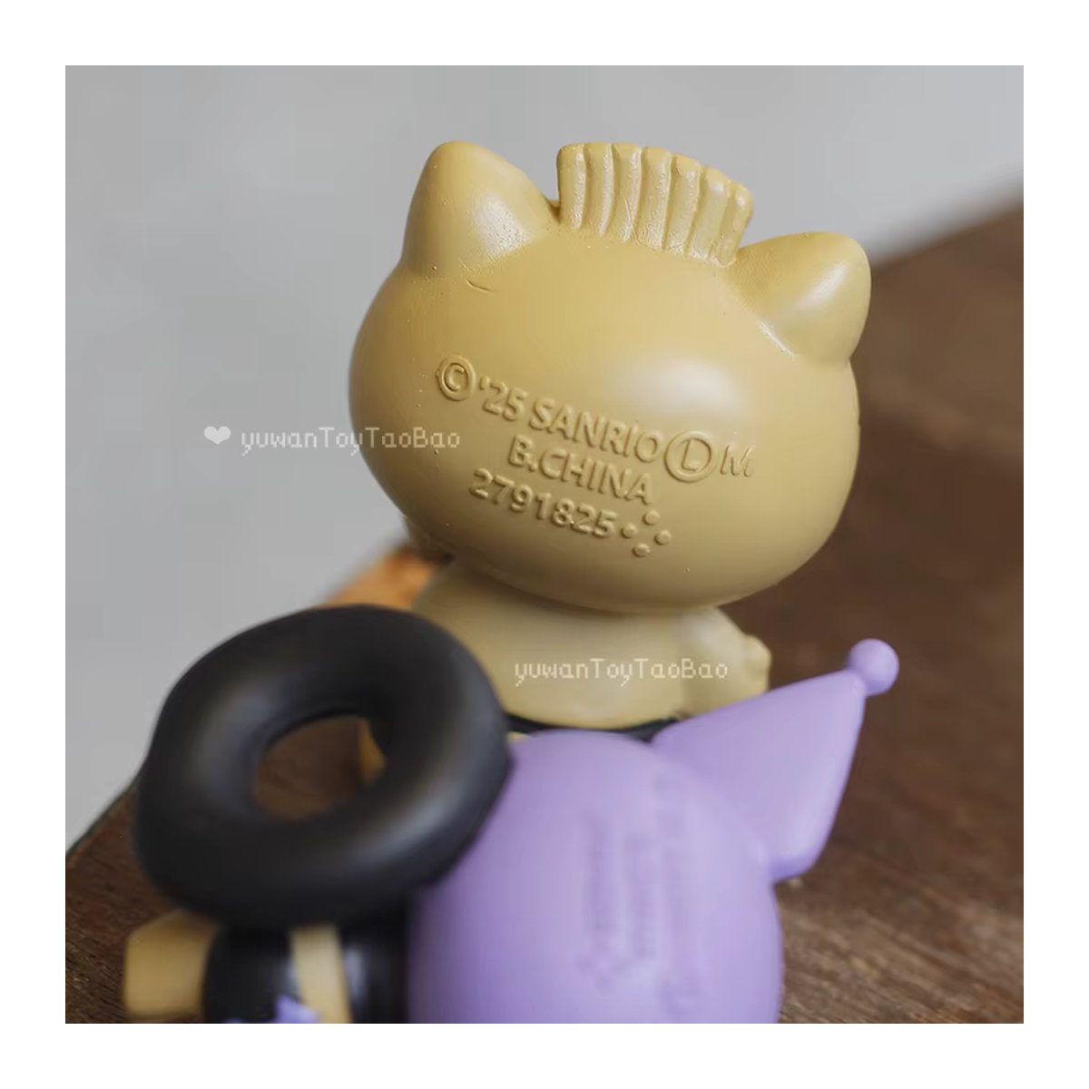 Sanrio Blindbox Sammelfiguren Kuromi und Cinnamoroll Sommerurlaub-Serie mehrfarbig - Bild 4