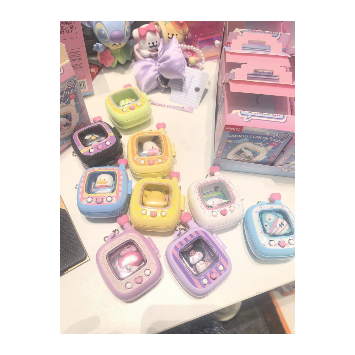 Sanrio Pocket Elf Anhänger Blind Box Serie mit Hello Kitty und Melody als Anime Figur Dekoration und Sammlerstück für Mädchen in Mehrfarbig - Bild 2