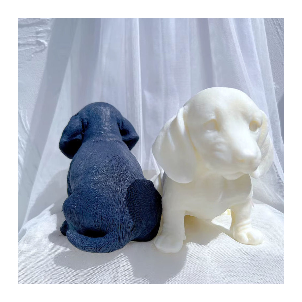 SANZON Figurenkerze Dackel Hund aus Sojawachs in mehrfarbigem Design - Bild 2