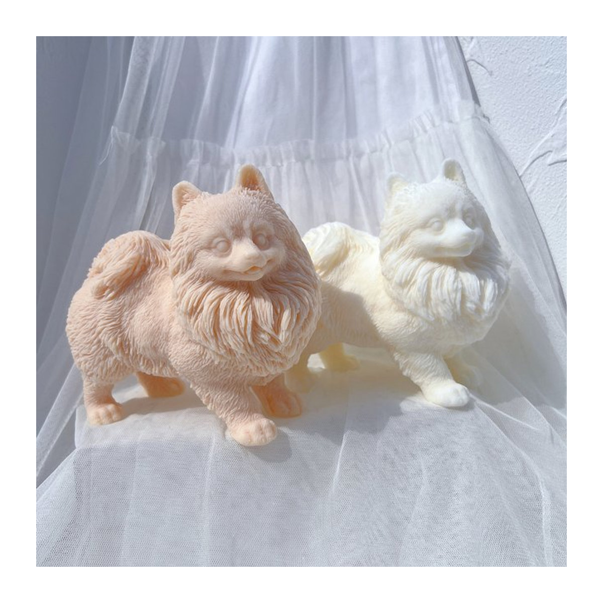 SANZON Figurenkerze Pomeranian Welke in Beige aus Sojawachs - Bild 1