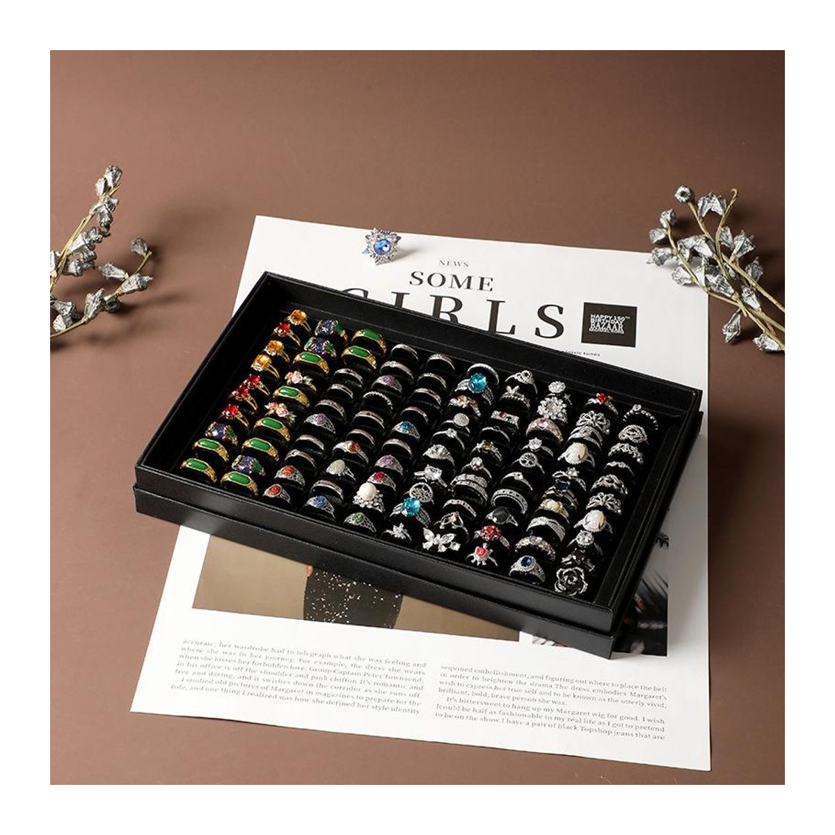 Schmuck-Organizer von myhome als Ringvitrine mit 100 Steckplätzen in Schwarz und transparentem Deckel - Bild 3