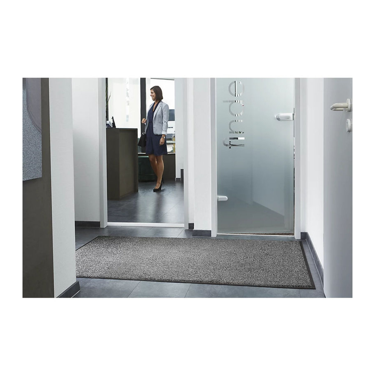 Schmutzfangmatte Miltex Eazycare Wash aus High-Twist-Nylon in Grau, B: 85 cm, L: 150 cm - Bild 2