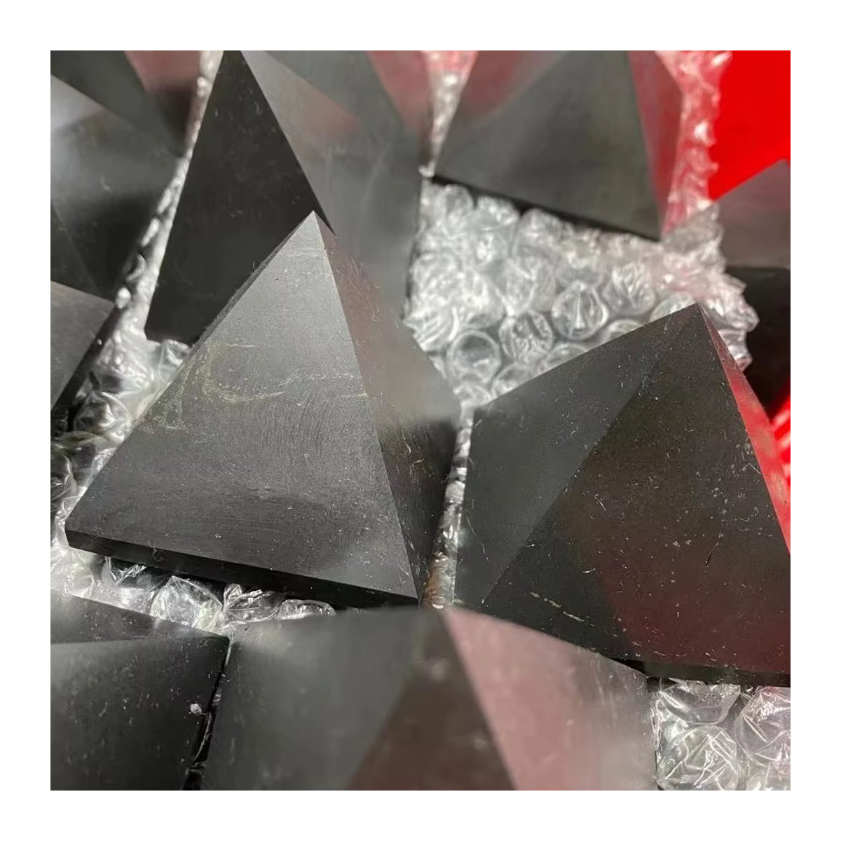Schungit Pyramide Schwarz von TAIHESJ zur Meditation und Dekoration, 6 cm Höhe - Bild 5