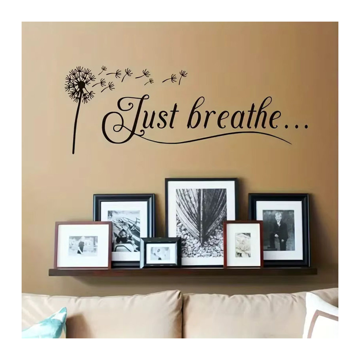 Schwarzer PVC-Wandaufkleber mit Löwenzahn und Just Breathe Slogan als minimalistische Wanddekoration - Bild 2
