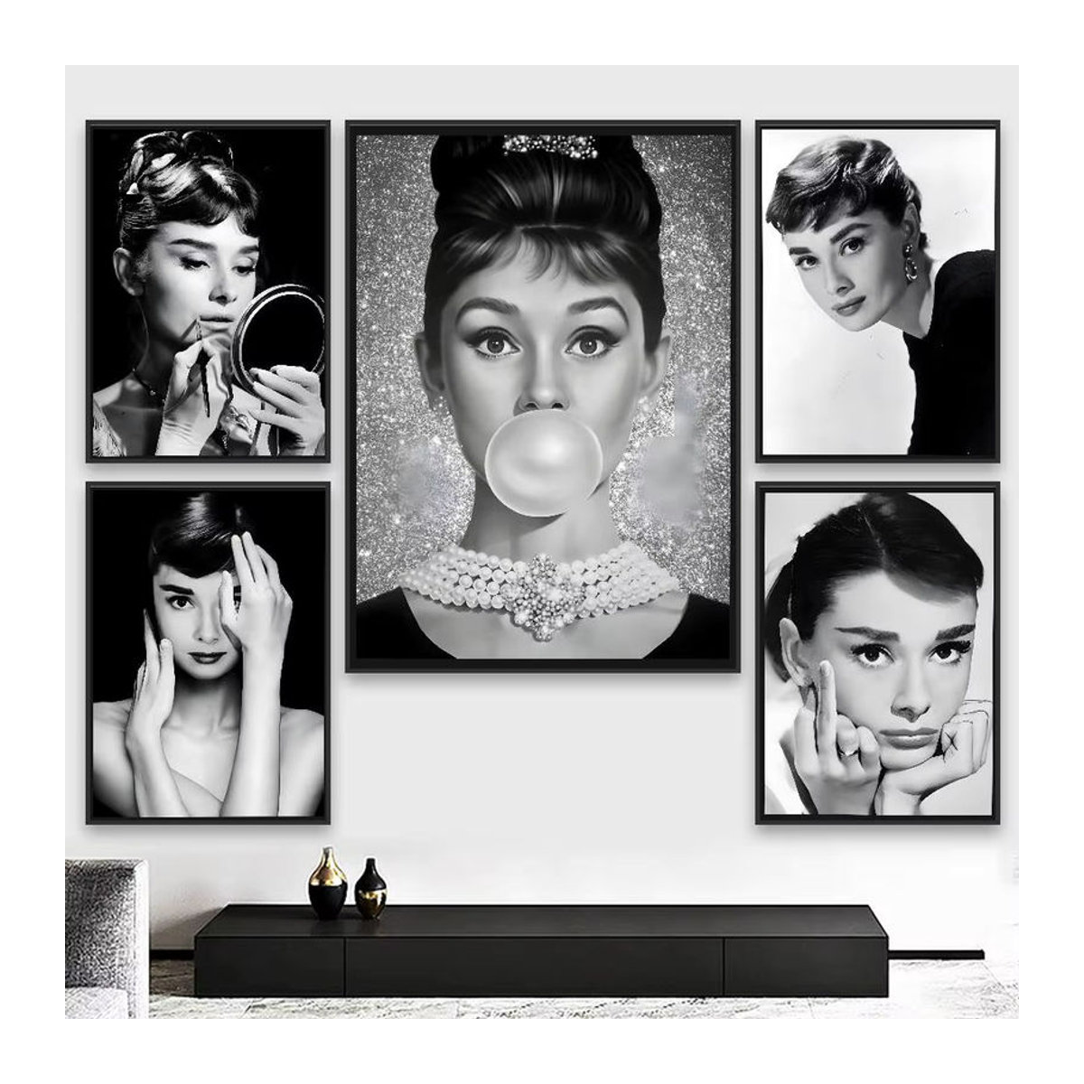Selbstklebender Vintage Wandsticker Audrey Hepburn in Schwarz, Rechteckiges Wandposter für Wohnzimmer und Bar, B: 20 cm, H: 15 cm - Bild 3