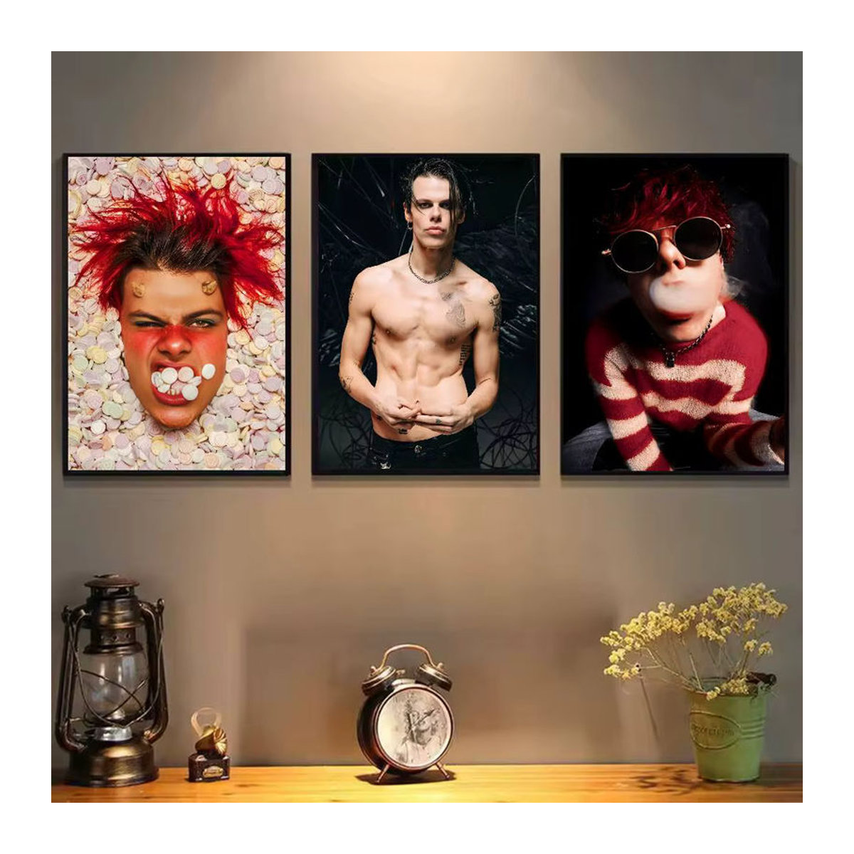 Selbstklebender Yungblud Wandaufkleber in Mehrfarbig für deine Wanddekoration - Bild 3
