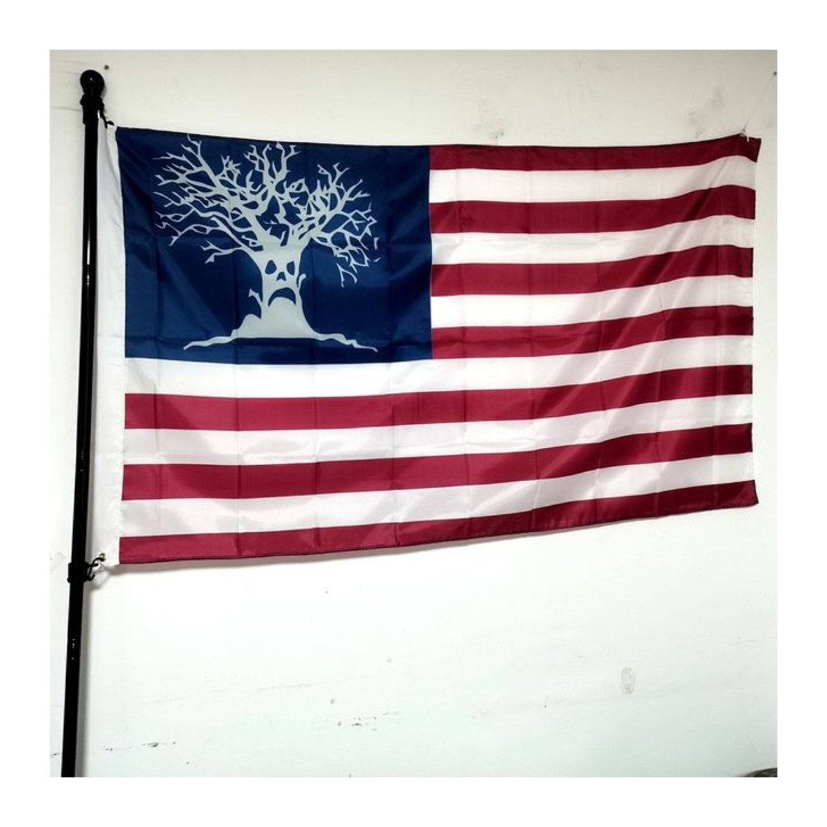 Sematary Haunted Mound Harold The Tree USA-Flagge mit Metallösen, mehrfarbig, B: 91,44 cm x H: 228,6 cm - Bild 1