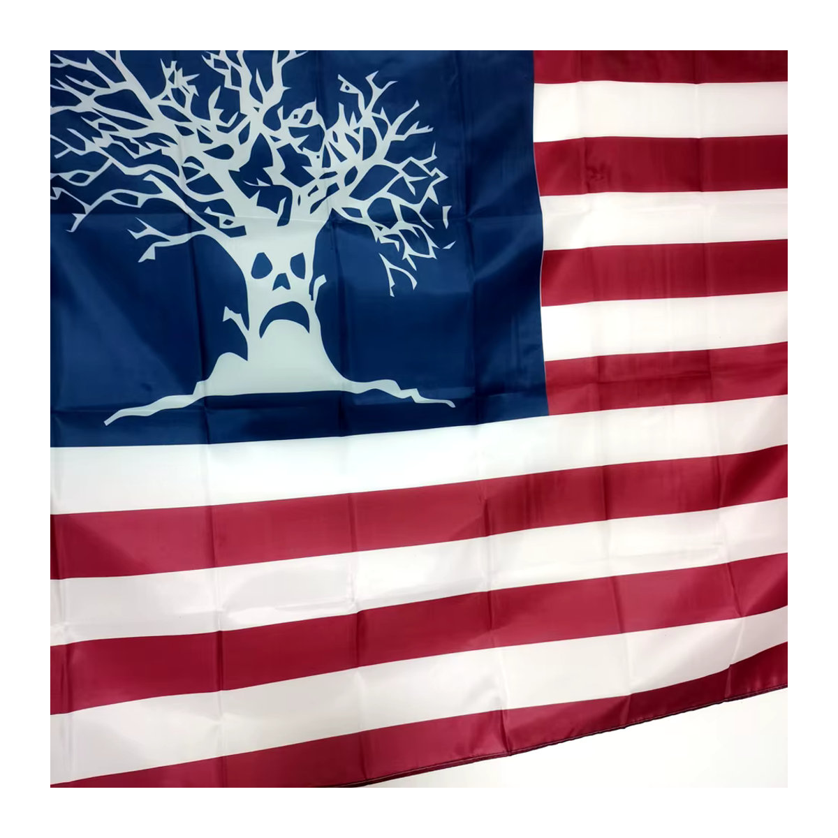 Sematary Haunted Mound Harold The Tree USA-Flagge mit Metallösen, mehrfarbig, B: 91,44 cm x H: 228,6 cm - Bild 2