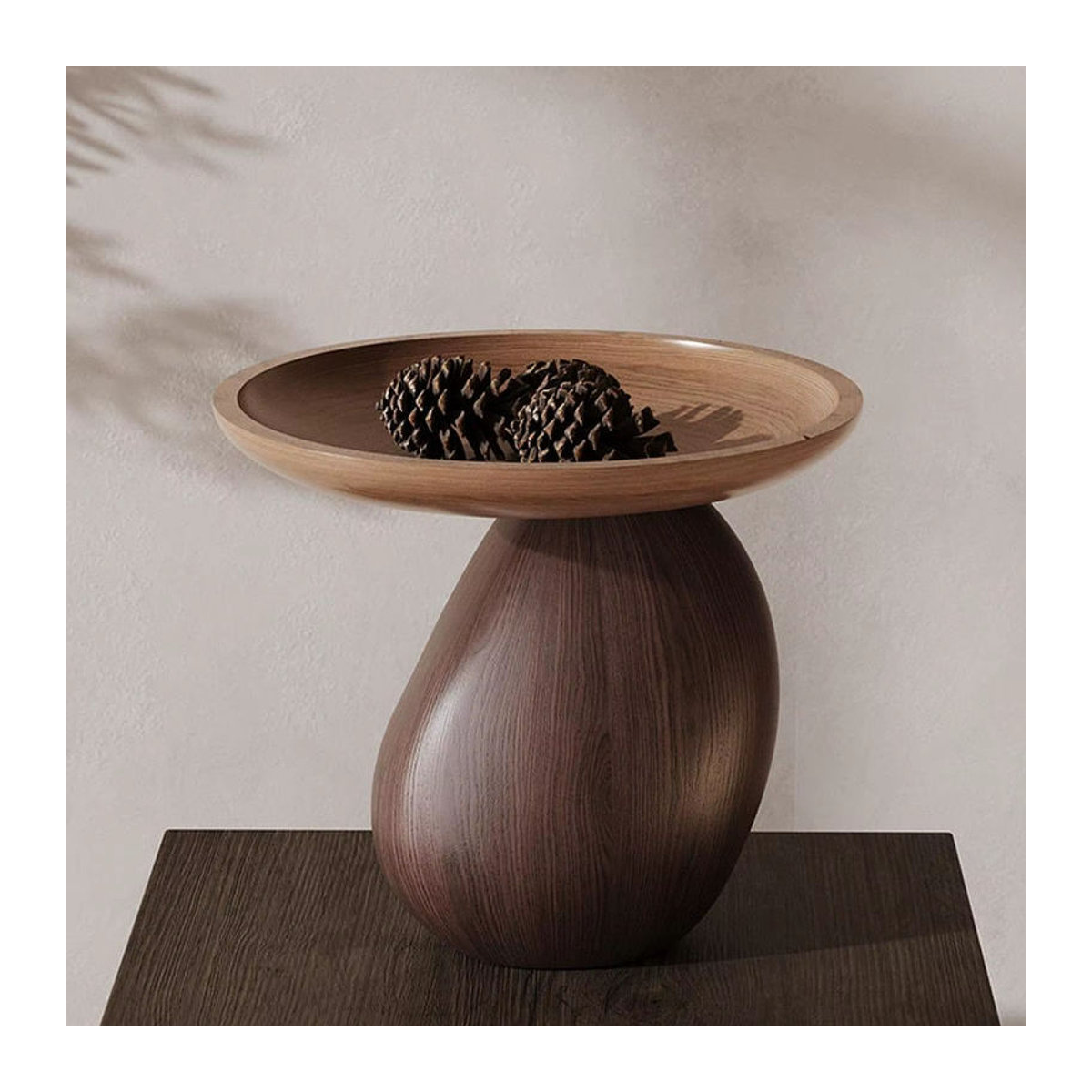 Serenable Schmuck-Organizer aus Holz in Braun als minimalistische Präsentationsschale für Schmuck und Schlüssel - Bild 1