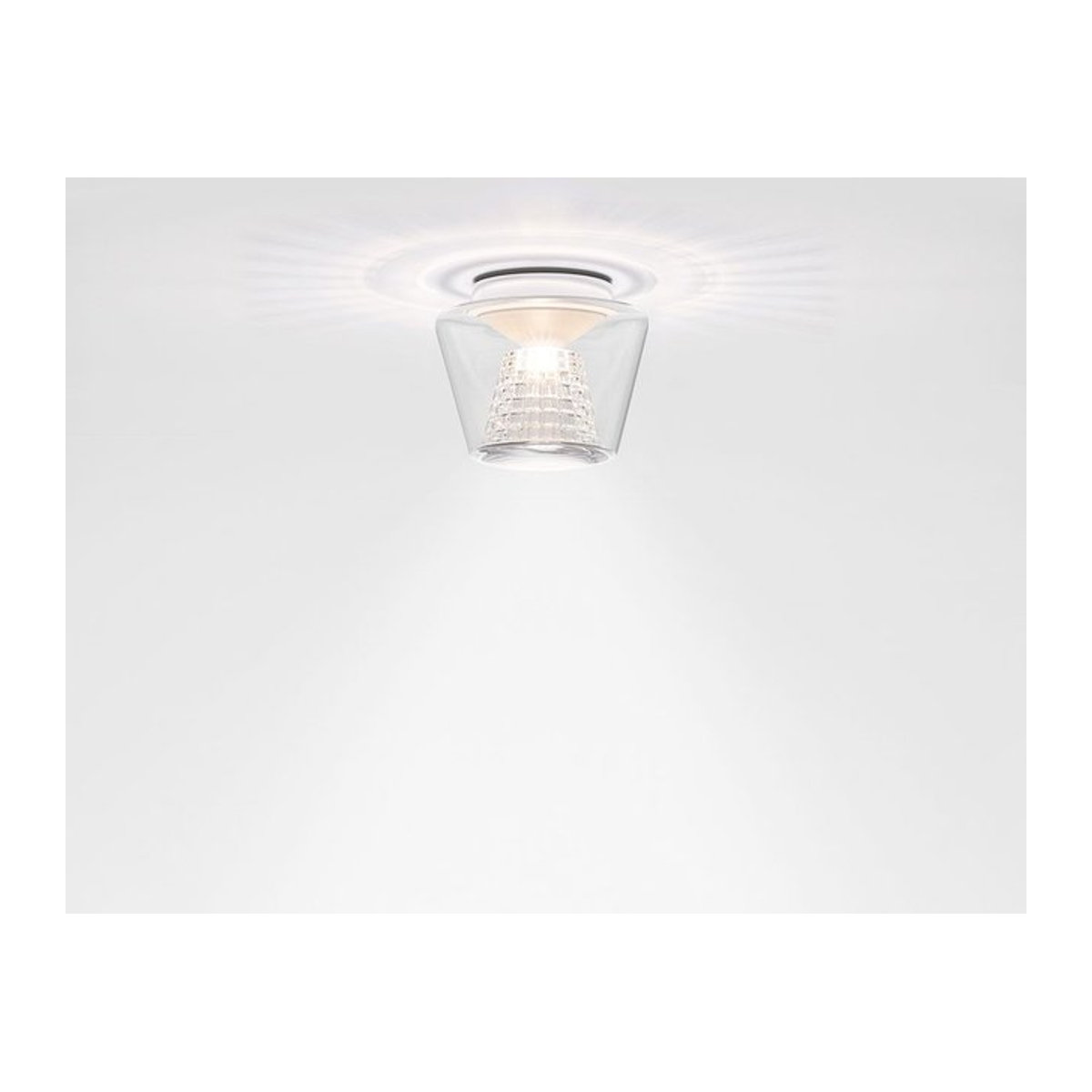 Serien Lighting Annex Ceiling S Deckenleuchte mit klarem Glasschirm und Kristallglas-Reflektor in modernem Design - Bild 1