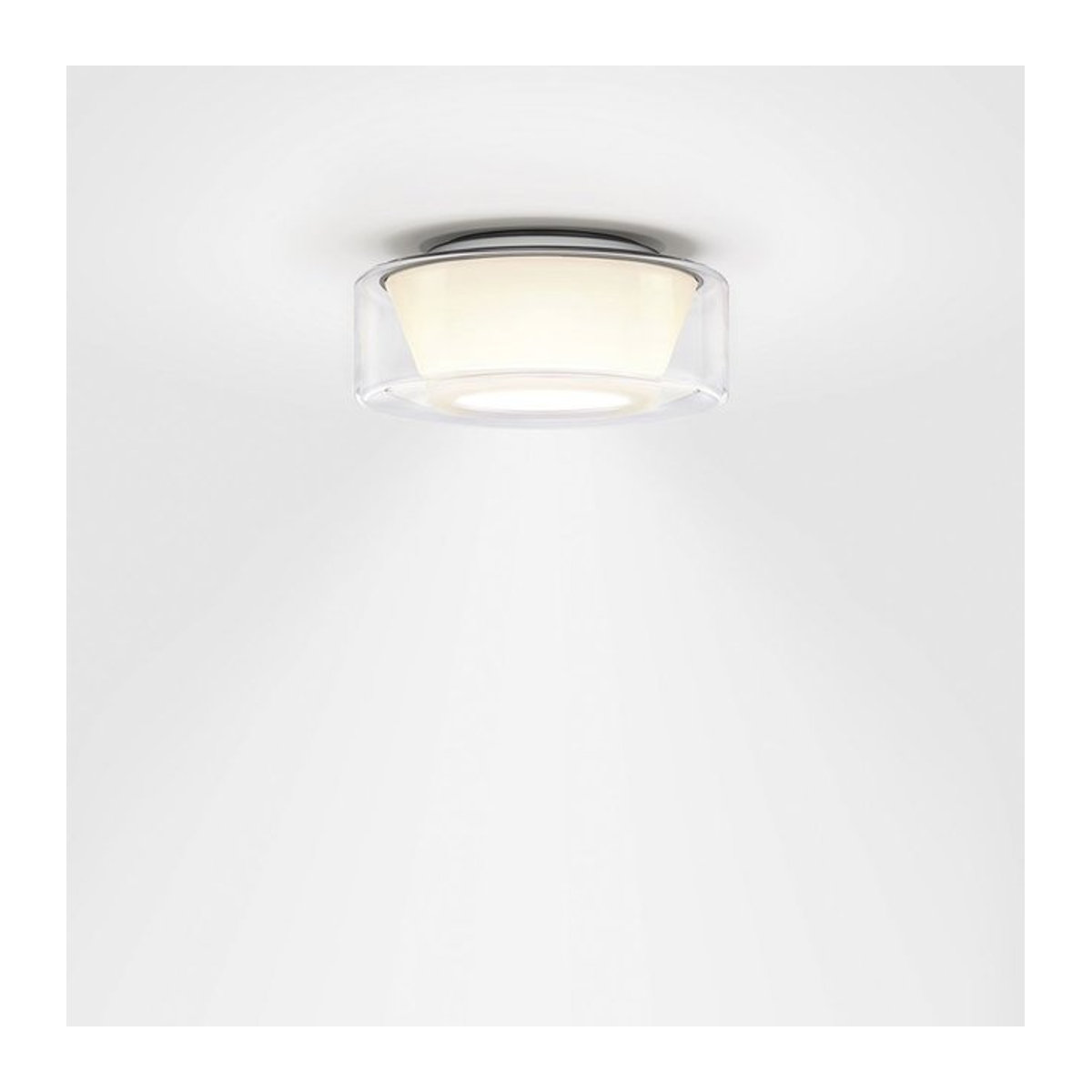 Serien Lighting Curling Ceiling M LED-Deckenleuchte mit klarem Glasschirm und konischem Reflektor in Chrom, dim2warm (1800K - 3000K) - Bild 1