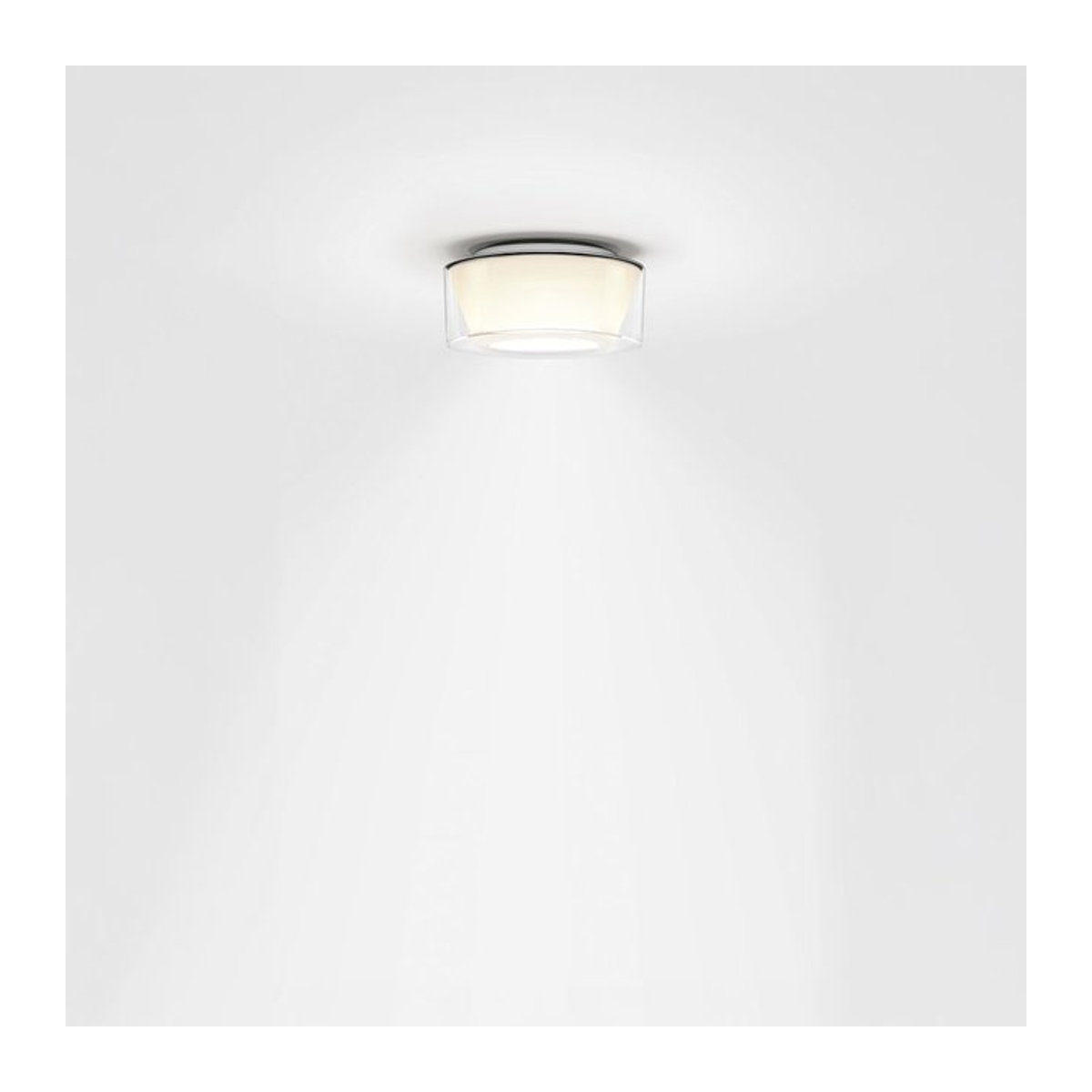 Serien Lighting Curling Ceiling XS LED-Deckenleuchte mit klarem Acrylglasschirm und konischem Reflektor in Chrom, Warmweiß 2700K - Bild 1