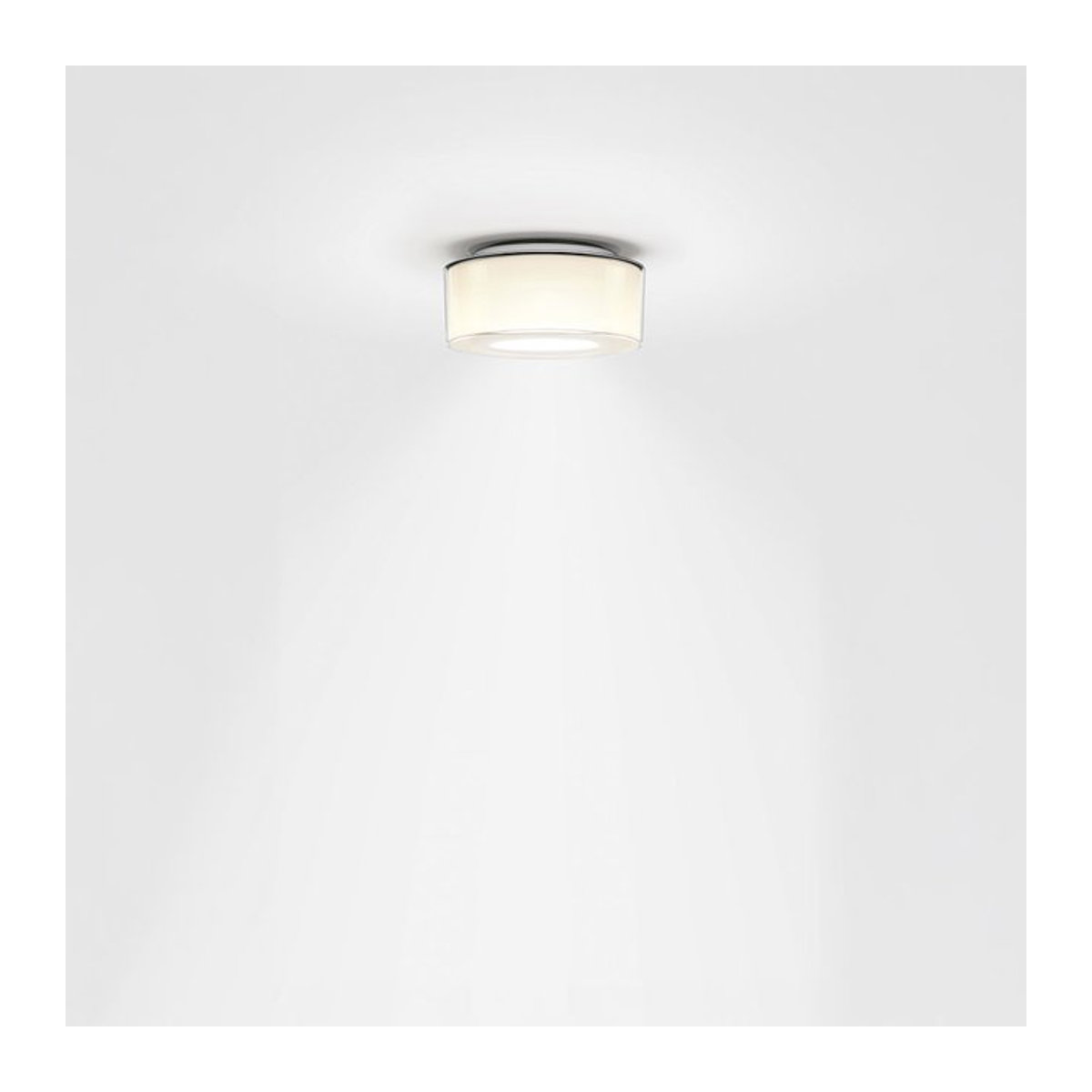 Serien Lighting Curling Ceiling XS LED-Deckenleuchte mit klarem Acrylglasschirm und zylindrischem Reflektor in Warmweiß (2700K) - Bild 1