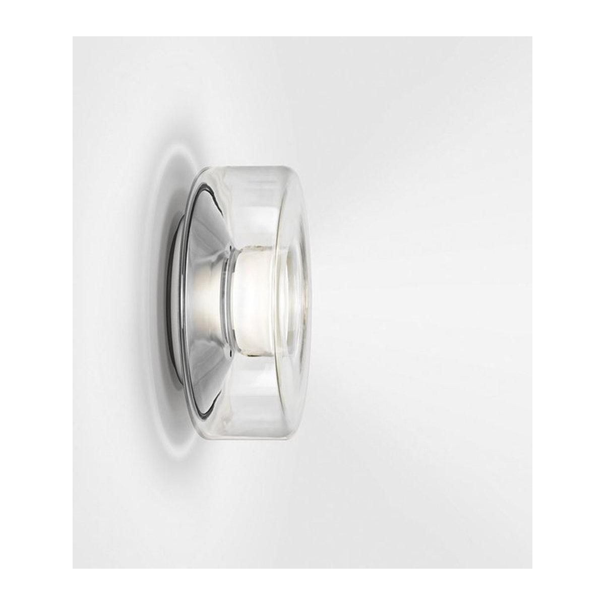 Serien Lighting Curling Wall M LED-Wandleuchte mit klarem Glasschirm und dim2warm Funktion (1800K - 3000K) - Bild 1