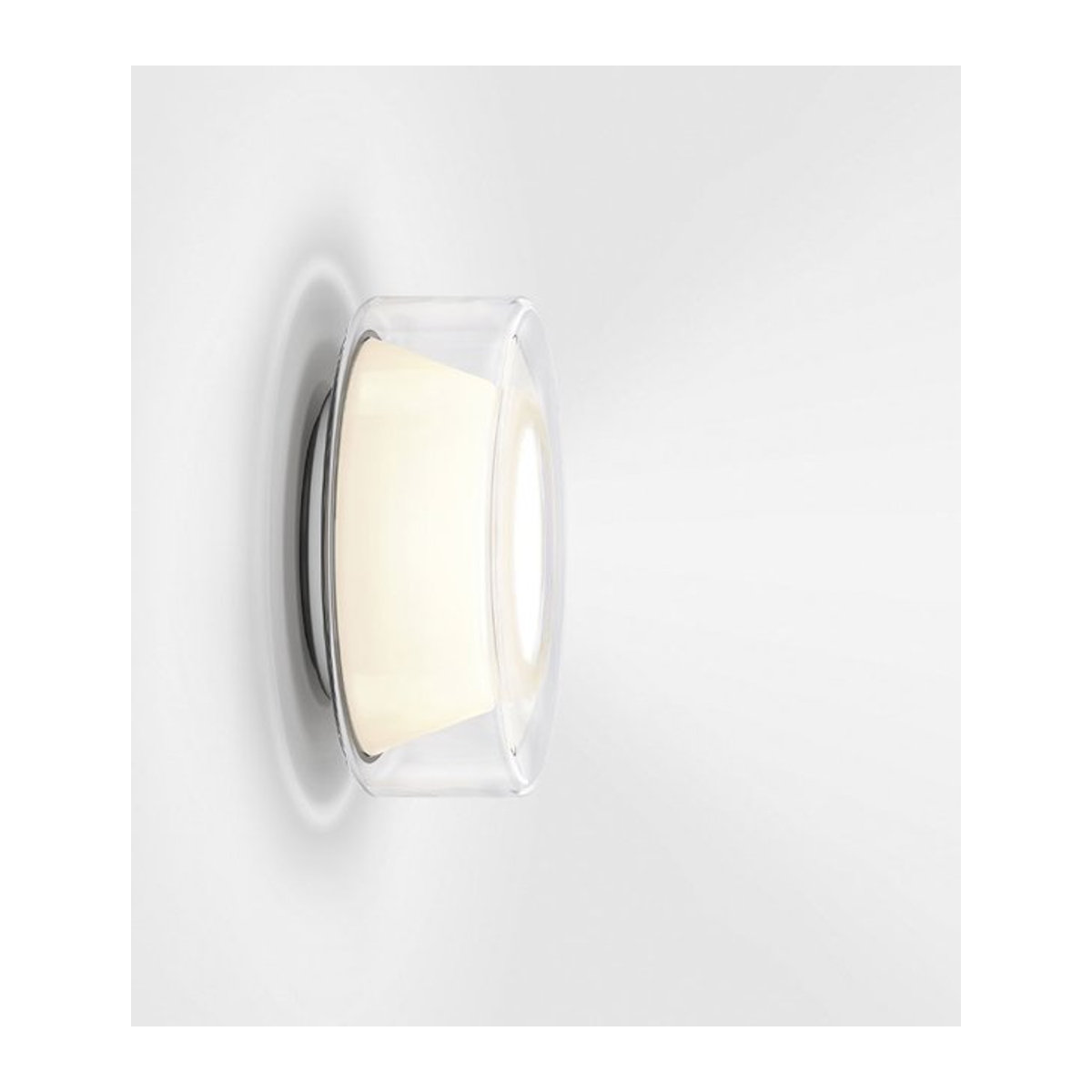 Serien Lighting Curling Wall M LED-Wandleuchte mit klarem Glasschirm und konischem Reflektor in Dim2Warm (1800K - 3000K) - Bild 1