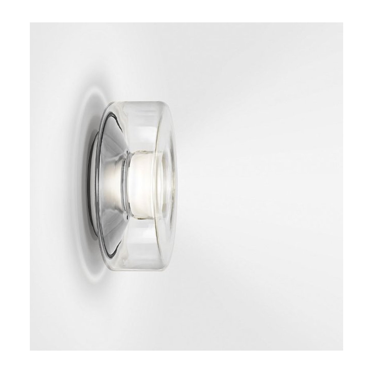 Serien Lighting Curling Wall S LED-Wandleuchte mit klarem Glasschirm in Warmweiß (3000K) - Bild 1