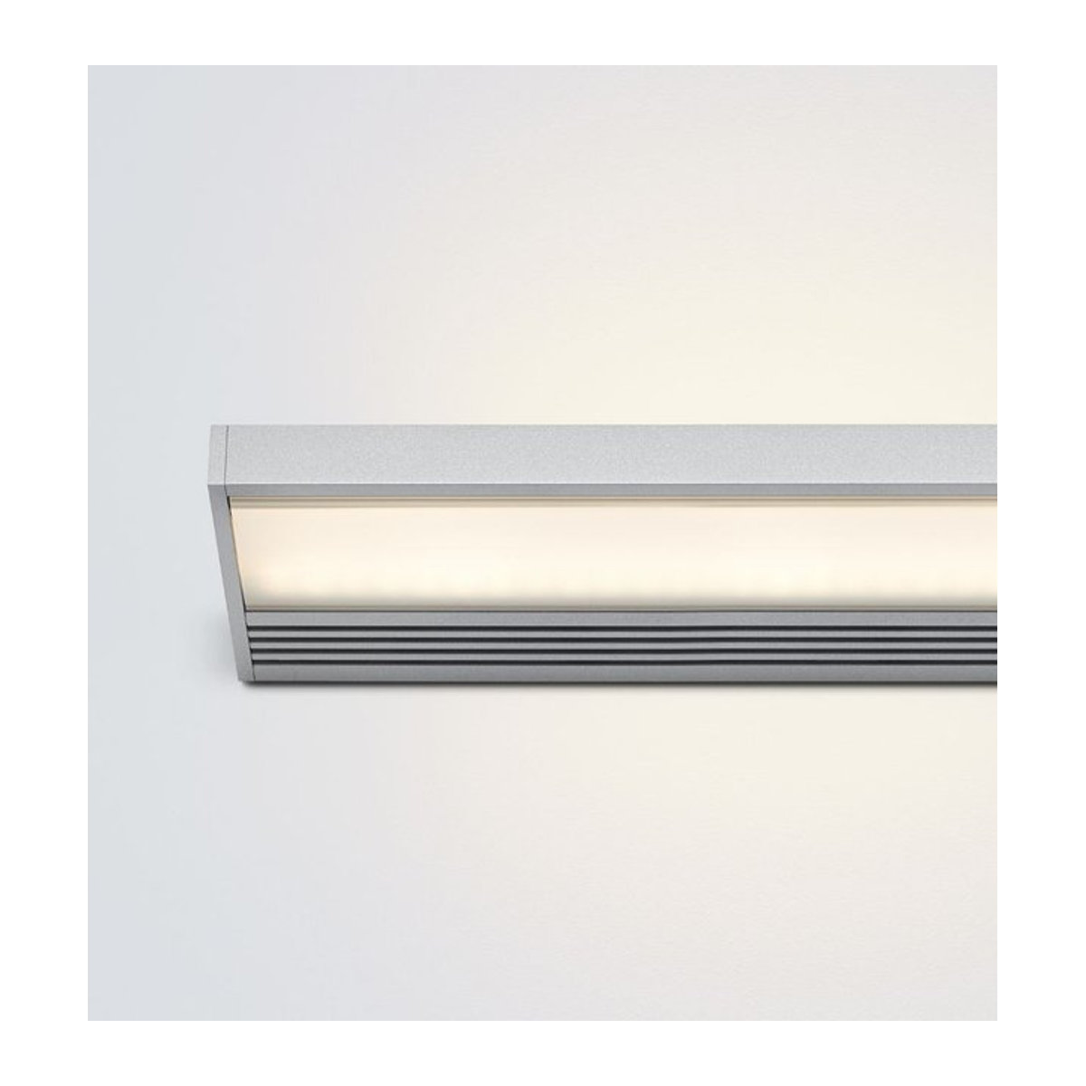 Serien Lighting SML² 600 LED Wandleuchte aus Aluminium in Silber eloxiert, Warmweiß (3000K) - Bild 1